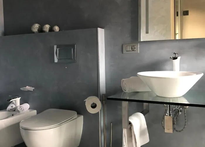 Bed & Breakfast Borgo Marina 4*