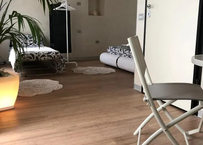 Bed & Breakfast Borgo Marina 4*